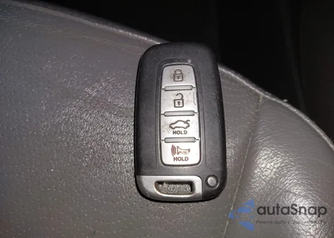 2013 Hyundai Elantra Limited z USA, uszkodzony, nr VIN 5NPDH4AE6DH220795